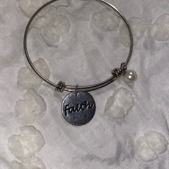 Faith Bangle - Picture 3 of 3
